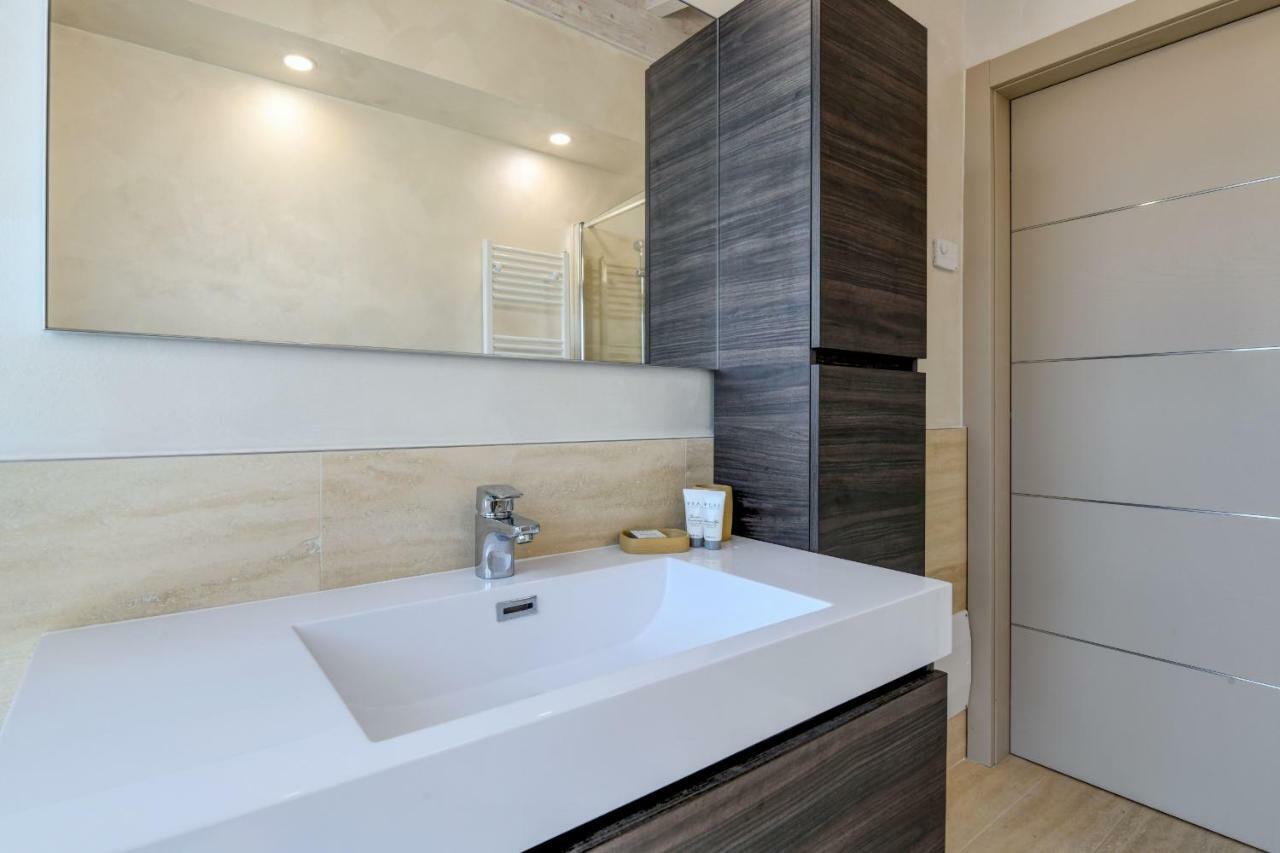 My Sirmione Lake Loft Εξωτερικό φωτογραφία